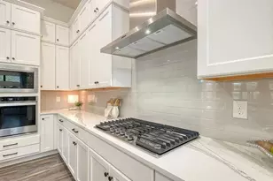 16720 Berwick Terrace, Lakewood Ranch, FL 34202 - Photo 16