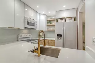 740 White Pine Tree Rd, Venice, FL 34285 - Photo 14