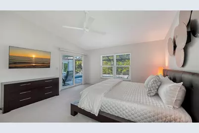 6948 Stetson Street Circle, Sarasota, FL 34243 - Photo 24