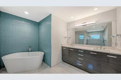 6948 Stetson Street Circle, Sarasota, FL 34243 - Photo 26