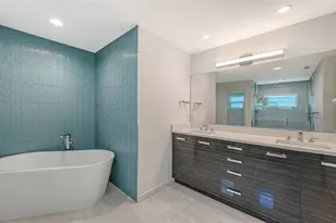 6948 Stetson St Cir, Sarasota, FL 34243 - Photo 26