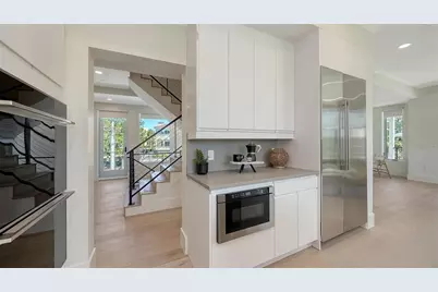 8800 Midnight Pass Road, Sarasota, FL 34242 - Photo 34