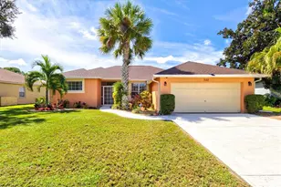 7107 91st St E, Palmetto, FL 34221 - Photo 1