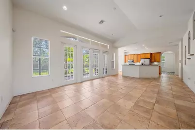 6623 38th Lane E, Sarasota, FL 34243 - Photo 6