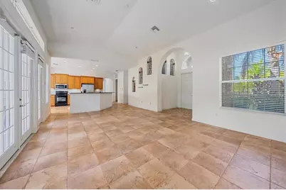 6623 38th Lane E, Sarasota, FL 34243 - Photo 10