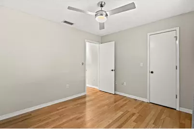 7129 Queen Palm Circle, Sarasota, FL 34243 - Photo 42