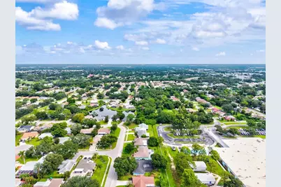 7129 Queen Palm Circle, Sarasota, FL 34243 - Photo 62