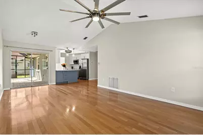 7129 Queen Palm Circle, Sarasota, FL 34243 - Photo 28