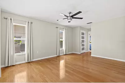 7129 Queen Palm Circle, Sarasota, FL 34243 - Photo 30