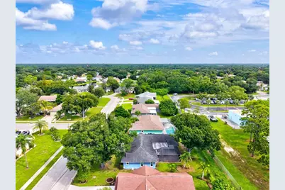 7129 Queen Palm Circle, Sarasota, FL 34243 - Photo 56