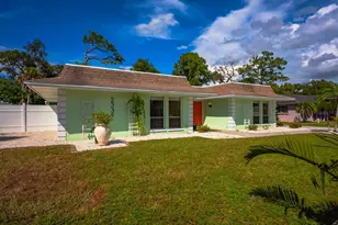2339 Riverwood Pines Dr, Sarasota, FL 34231 - Photo 24