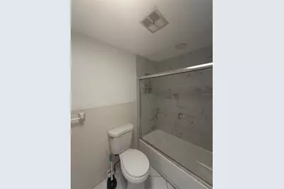 406 71st St #A, Holmes Beach, FL 34217 - Photo 12