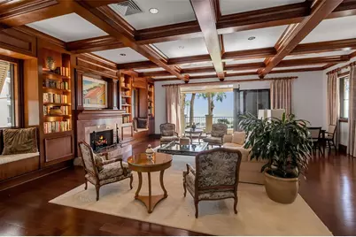 1241 Gulf Of Mexico Drive #109, Longboat Key, FL 34228 - Photo 38