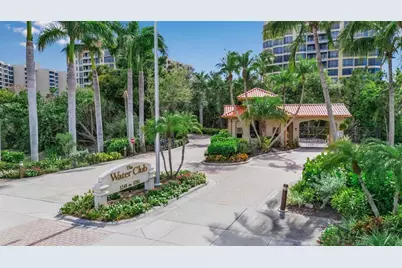 1241 Gulf Of Mexico Drive #109, Longboat Key, FL 34228 - Photo 2
