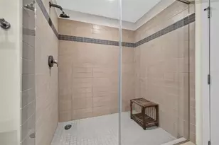 175 1st St S, Saint Petersburg, FL 33701 - Photo 32