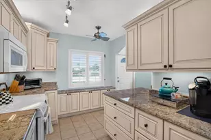 5200 Gulf Dr, Holmes Beach, FL 34217 - Photo 20