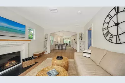 2546 Loma Linda Street, Sarasota, FL 34239 - Photo 8