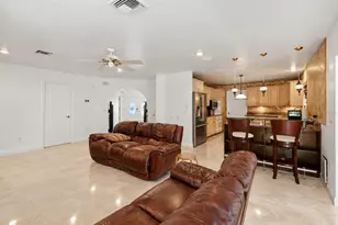 2429 Whippoorwill Cir, Sarasota, FL 34231 - Photo 16