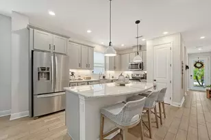 2531 Fireflag Ln, Sarasota, FL 34232 - Photo 4