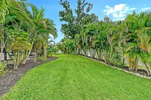 2531 Fireflag Ln, Sarasota, FL 34232 - Photo 32