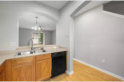 8832 Red Beechwood Court, Riverview, FL 33578 - Photo 10
