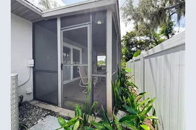 2751 72nd Avenue Drive E, Sarasota, FL 34243 - Photo 32