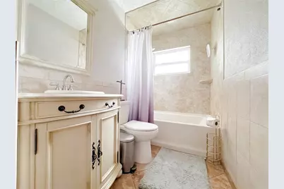 2751 72nd Avenue Drive E, Sarasota, FL 34243 - Photo 26
