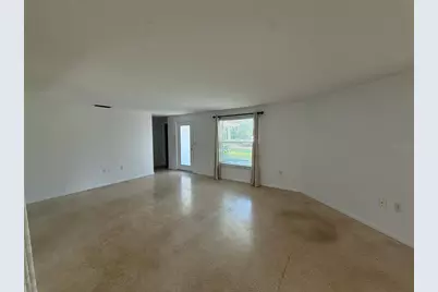 8735 Dunmore Drive, Sarasota, FL 34231 - Photo 4
