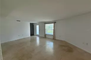 8735 Dunmore Dr, Sarasota, FL 34231 - Photo 4
