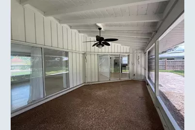 8735 Dunmore Drive, Sarasota, FL 34231 - Photo 20