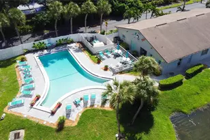 3362 Lake Bayshore Dr, Bradenton, FL 34205 - Photo 36