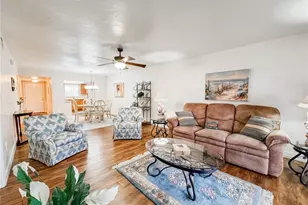 3362 Lake Bayshore Dr, Bradenton, FL 34205 - Photo 14