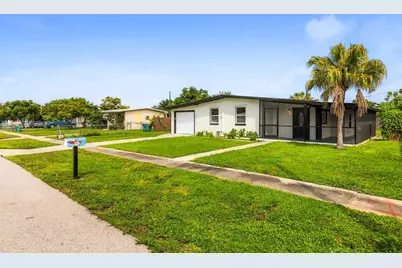 21058 Meehan Avenue, Port Charlotte, FL 33952 - Photo 32
