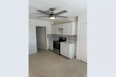 2405 10th Street W, Bradenton, FL 34205 - Photo 20