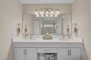 4238 Caddie Dr E, Bradenton, FL 34203 - Photo 12
