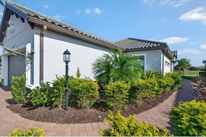 3021 Veneto Court, Lakewood Ranch, FL 34211 - Photo 6