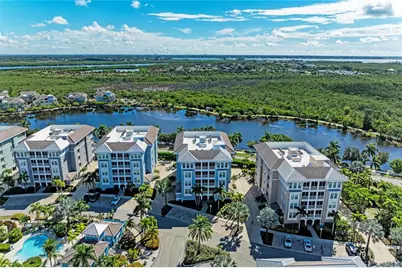 391 Aruba Circle #401, Bradenton, FL 34209 - Photo 1