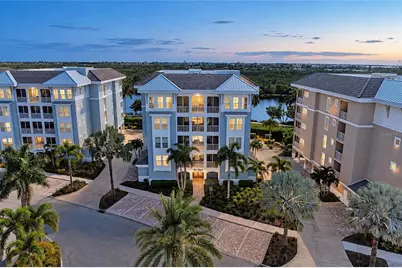 391 Aruba Circle #401, Bradenton, FL 34209 - Photo 6