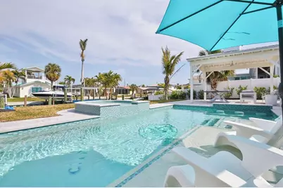 605 Concord Lane, Holmes Beach, FL 34217 - Photo 46