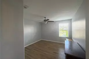 17103 White Mangrove Dr, Wimauma, FL 33598 - Photo 12