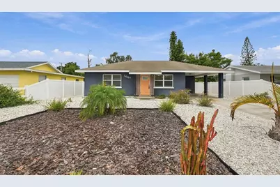 1007 21st Avenue W, Palmetto, FL 34221 - Photo 2