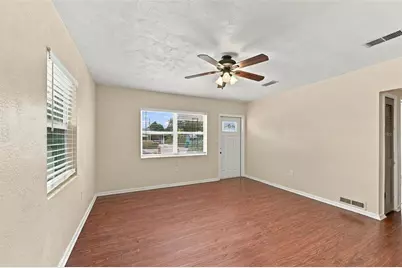 1007 21st Avenue W, Palmetto, FL 34221 - Photo 8