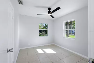 4620 Violet Avenue, Sarasota, FL 34233 - Photo 22
