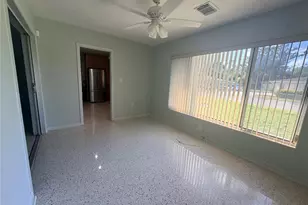 3111 26th St W, Bradenton, FL 34205 - Photo 8