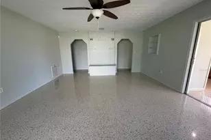 3111 26th St W, Bradenton, FL 34205 - Photo 10