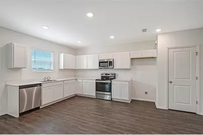 11391 Lake Louisa Terrace, Sarasota, FL 34241 - Photo 2