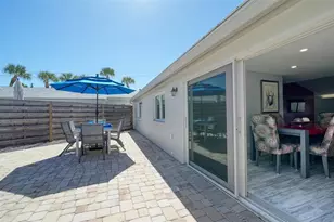 120 Whispering Sands Dr, Sarasota, FL 34242 - Photo 26