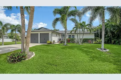 6741 Avenue D, Sarasota, FL 34231 - Photo 2