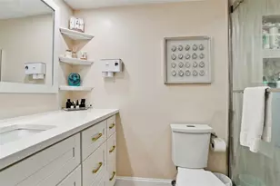 111 10th St S, Bradenton Beach, FL 34217 - Photo 24