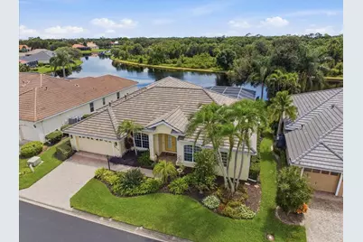 4956 Bridgehampton Boulevard, Sarasota, FL 34238 - Photo 4